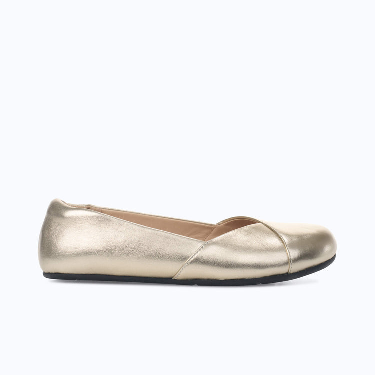 Xero Shoes Phoenix - Women Shoe in Gold with Toe Facing Right