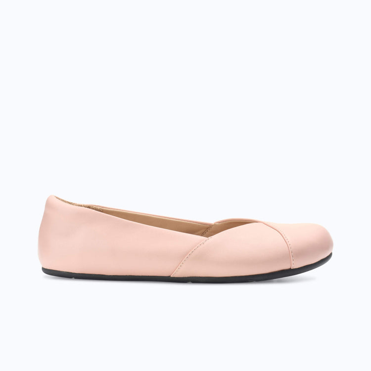 Xero Shoes Phoenix Leather Women Shoe in Pink Sand with Toe Facing Right
